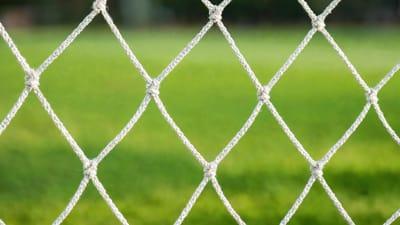 Come controllare e riparare una rete da calcio o calcetto prima dell’inverno